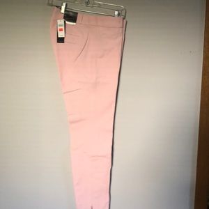 NWT - Women’s pink Banana Republic casual pants